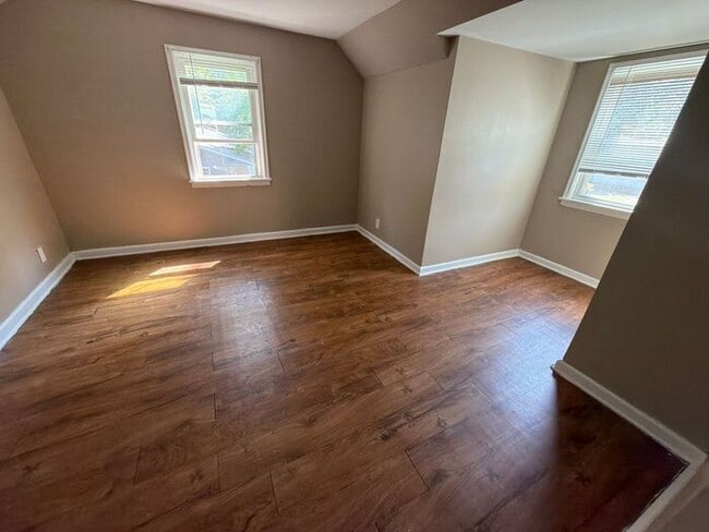Building Photo - Spacious 4-Bedroom Home with Garage & Breezeway