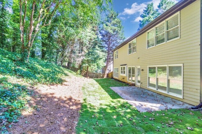 Building Photo - 5350 Oxford Chase Way
