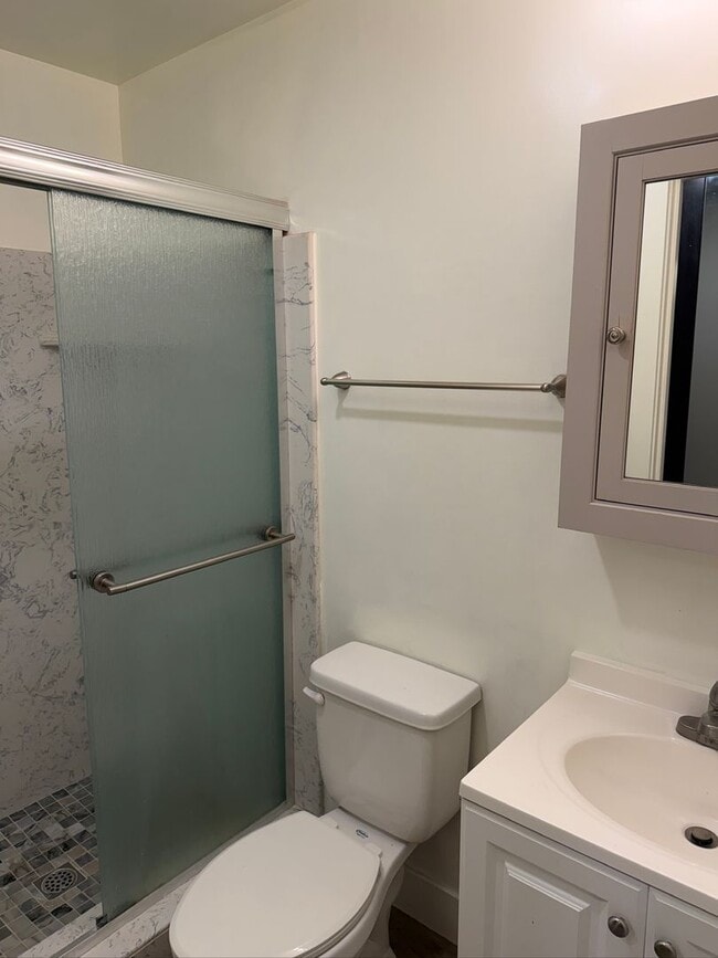 Building Photo - 303 U St