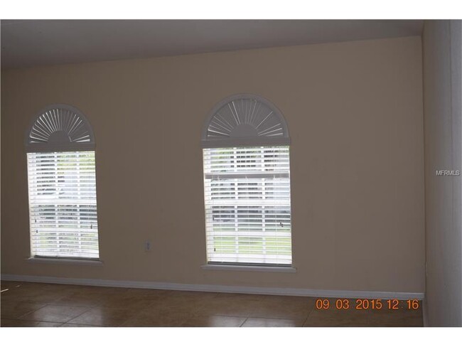 Building Photo - Nice 5 Bedroom 3 Bath Home (COMING SOON)