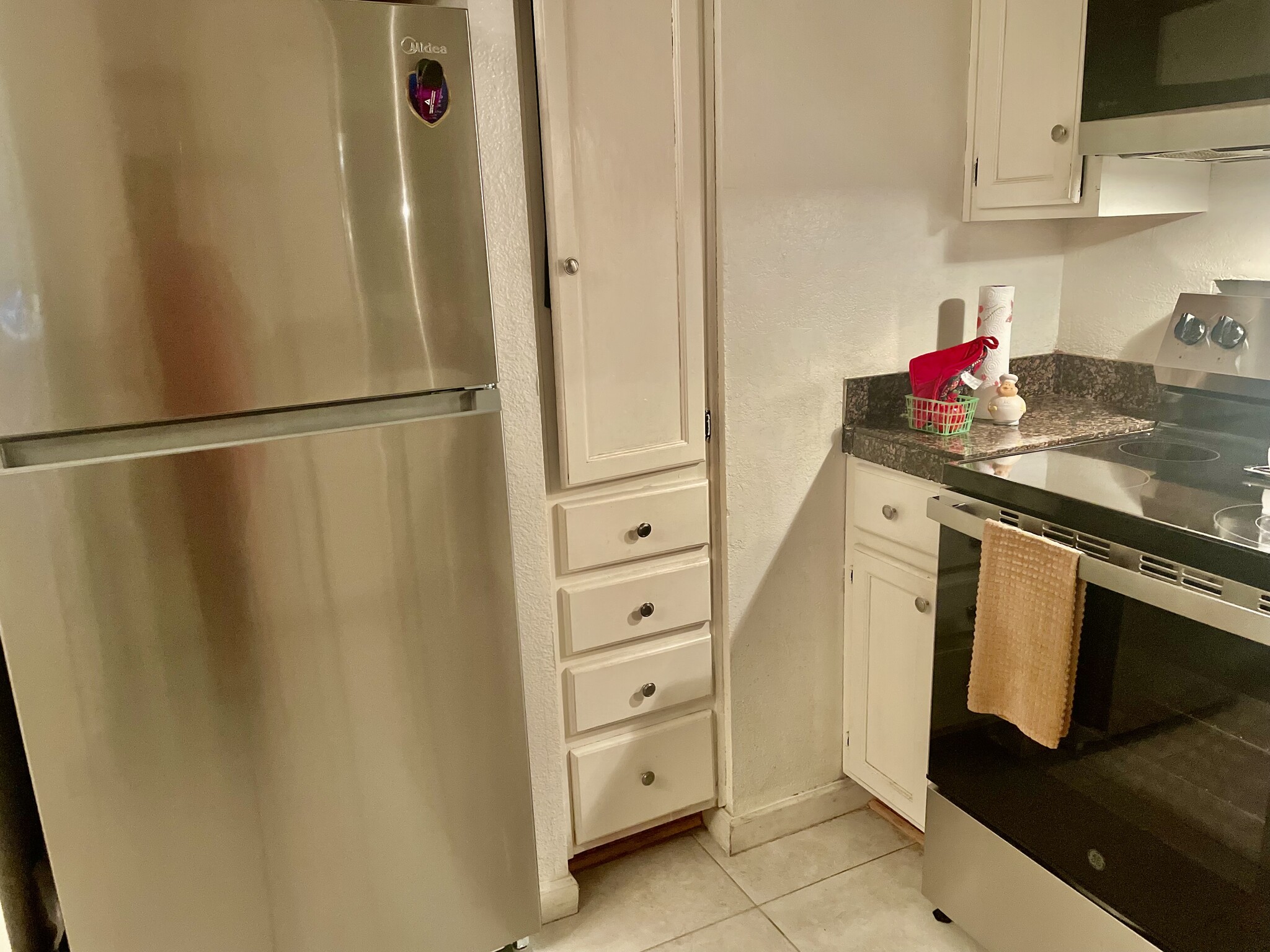 Building Photo - 351 E Thomas Rd