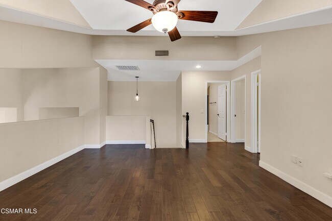 Building Photo - 406 Granite Hills St