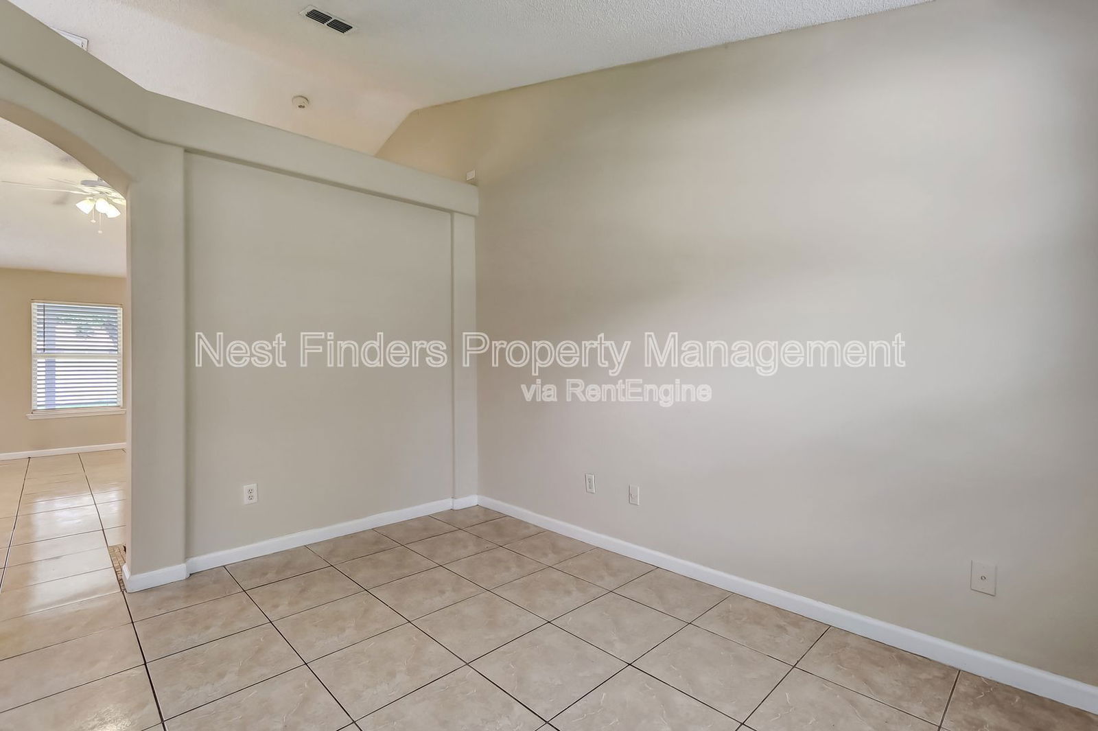 Building Photo - 9703 Cedar Ridge Dr W