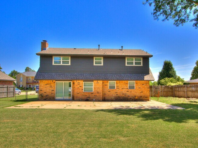 Building Photo - Stunning 4-Bedroom Home for Rent in Westwood Addition – Completely Remodeled on a Huge Lot!