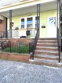 Building Photo - 98 Andrew St