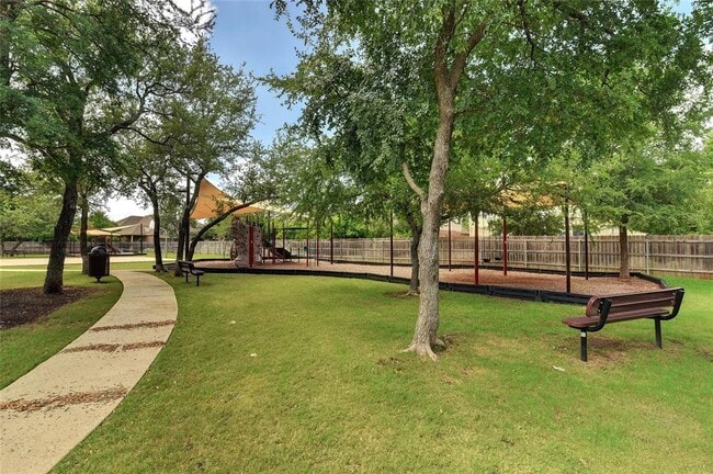 Building Photo - 613 Hickory Run Dr