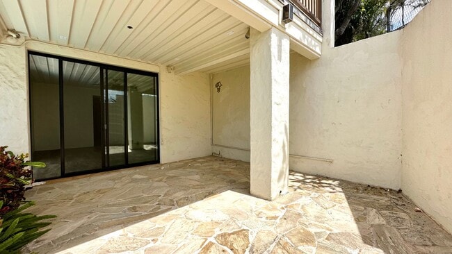 Building Photo - 3643 Diamond Head Rd
