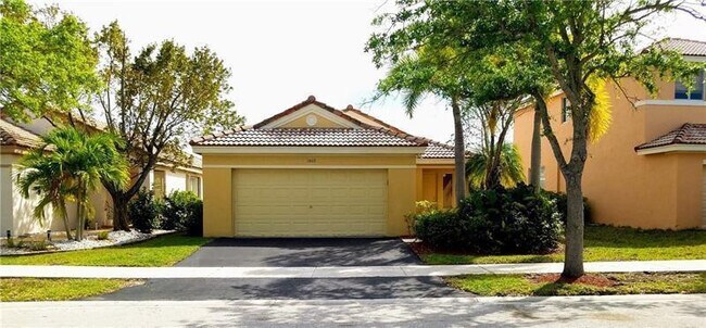 Building Photo - 1409 Sabal Trail