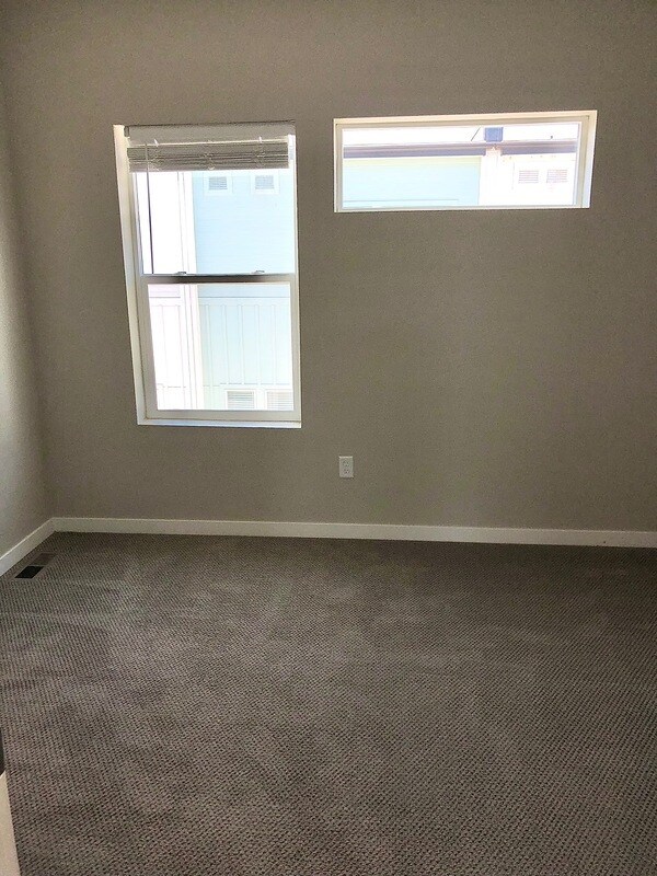 Building Photo - 6757 Quivas Way