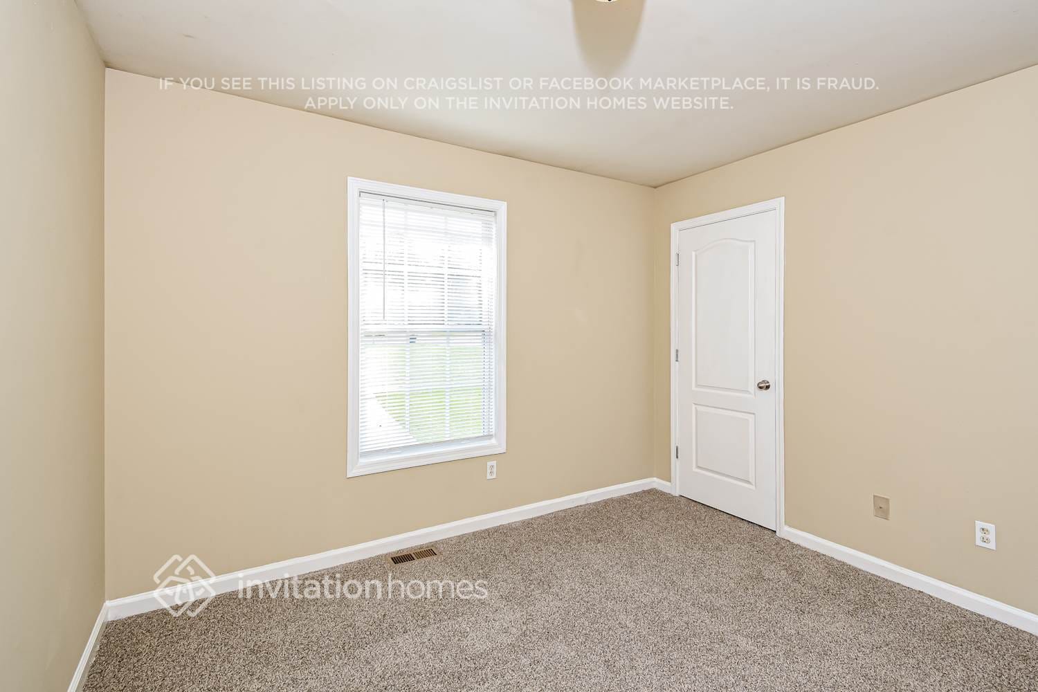 Building Photo - 186 Sandstone Pl