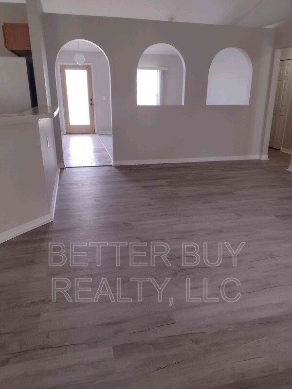 Building Photo - 28 Princess Dolores Ln