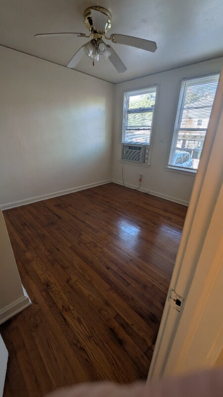 Building Photo - 2225 Wisteria St