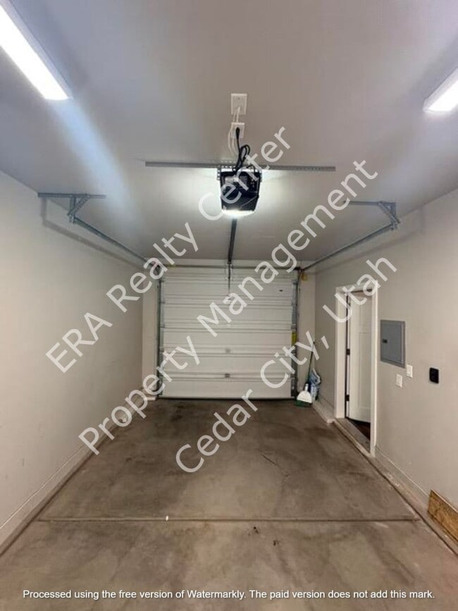Building Photo - 1447 W 1625 S