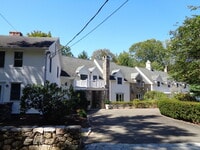 Building Photo - 531 Hollow Tree Ridge Rd