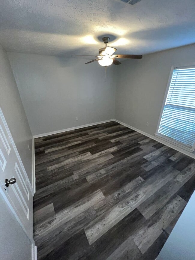 Building Photo - 1426 Tracewood Dr