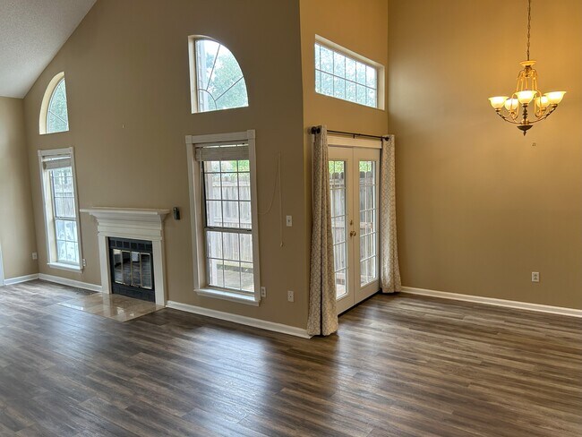 Building Photo - 118 Millstone Ln