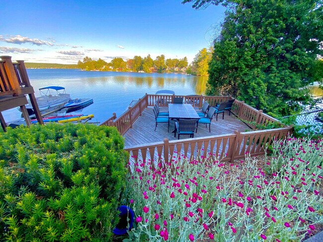 Building Photo - 2 A Cedar Dr