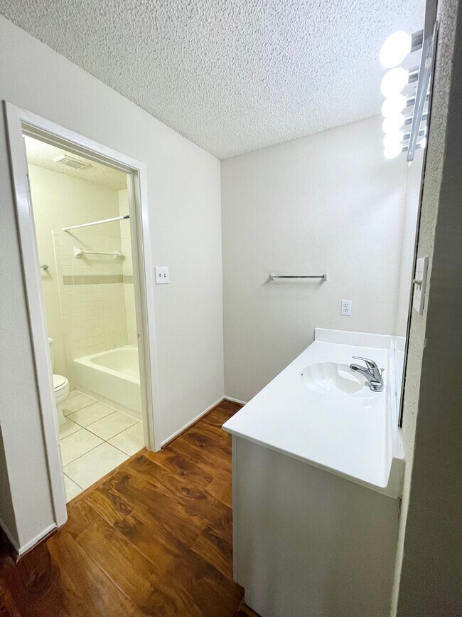 Building Photo - 2710 Grants Lake Blvd