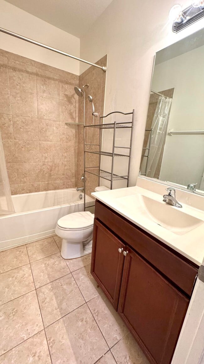Building Photo - 4324 Maybelle Ln