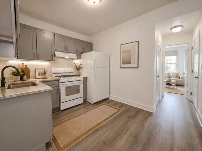 Building Photo - Chelsea Shawmut Investment LLC