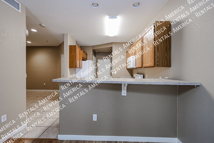 Building Photo - 6535 E Superstition Springs Blvd