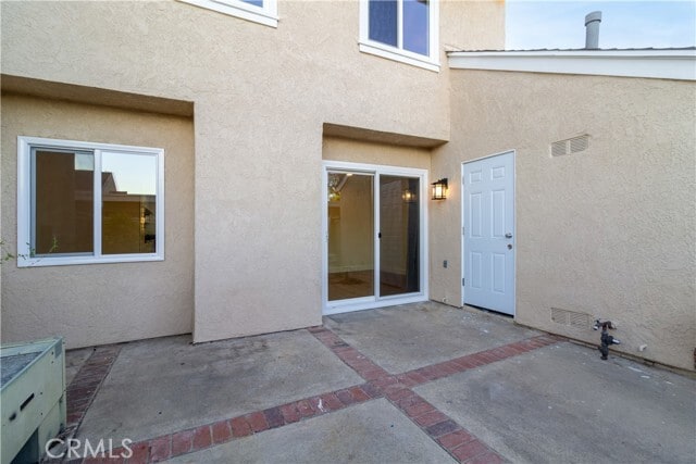 Building Photo - 31 Windjammer