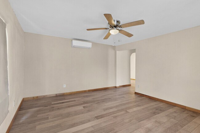 Building Photo - 515 Marble Ave