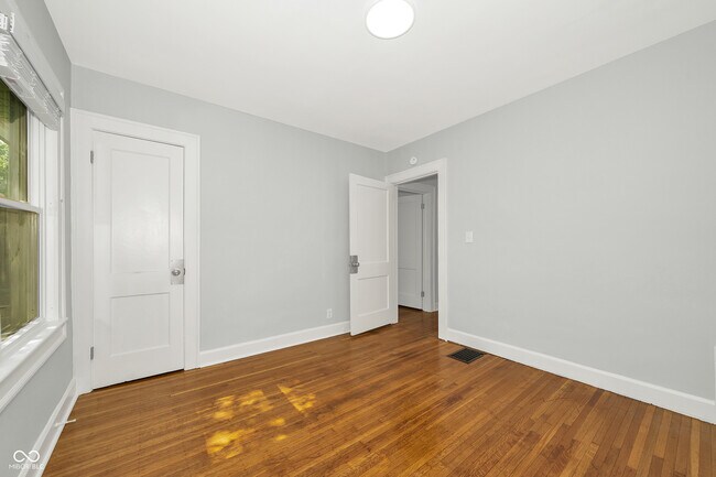 Building Photo - 3343 Carrollton Ave