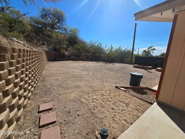 Building Photo - 525 El Recreo Ct