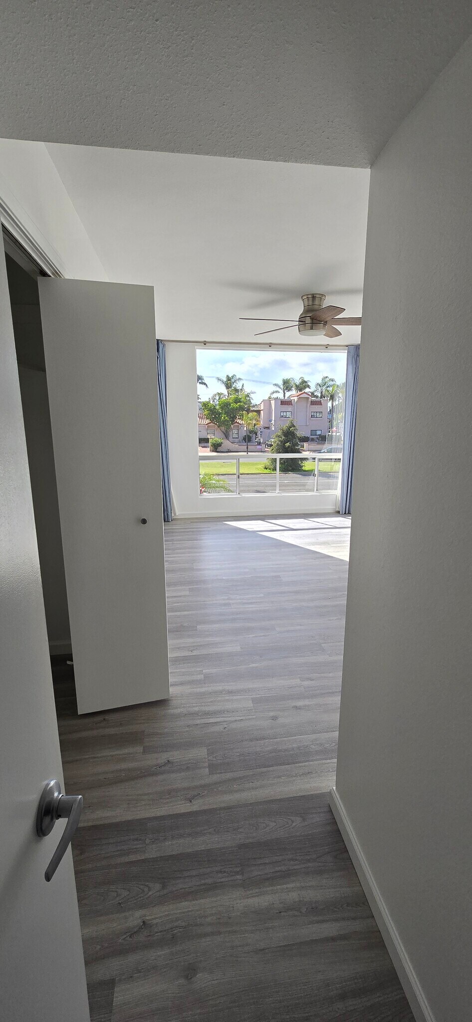 Building Photo - 333 Orange Ave