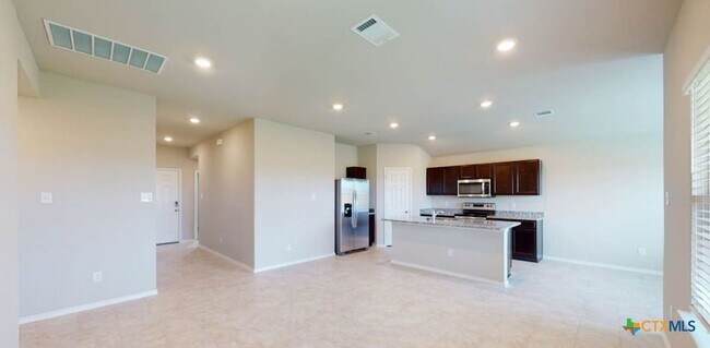 Building Photo - 1010 Prairie Clover Rd