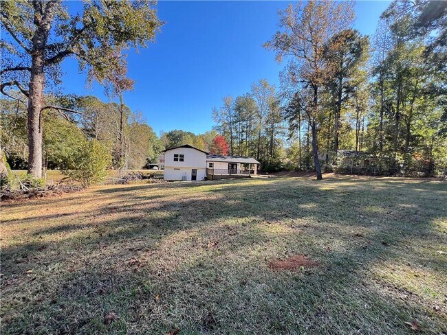 Building Photo - 550 Oglesby Bridge Rd SE