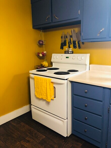 Building Photo - 6592 Moores Mill Rd