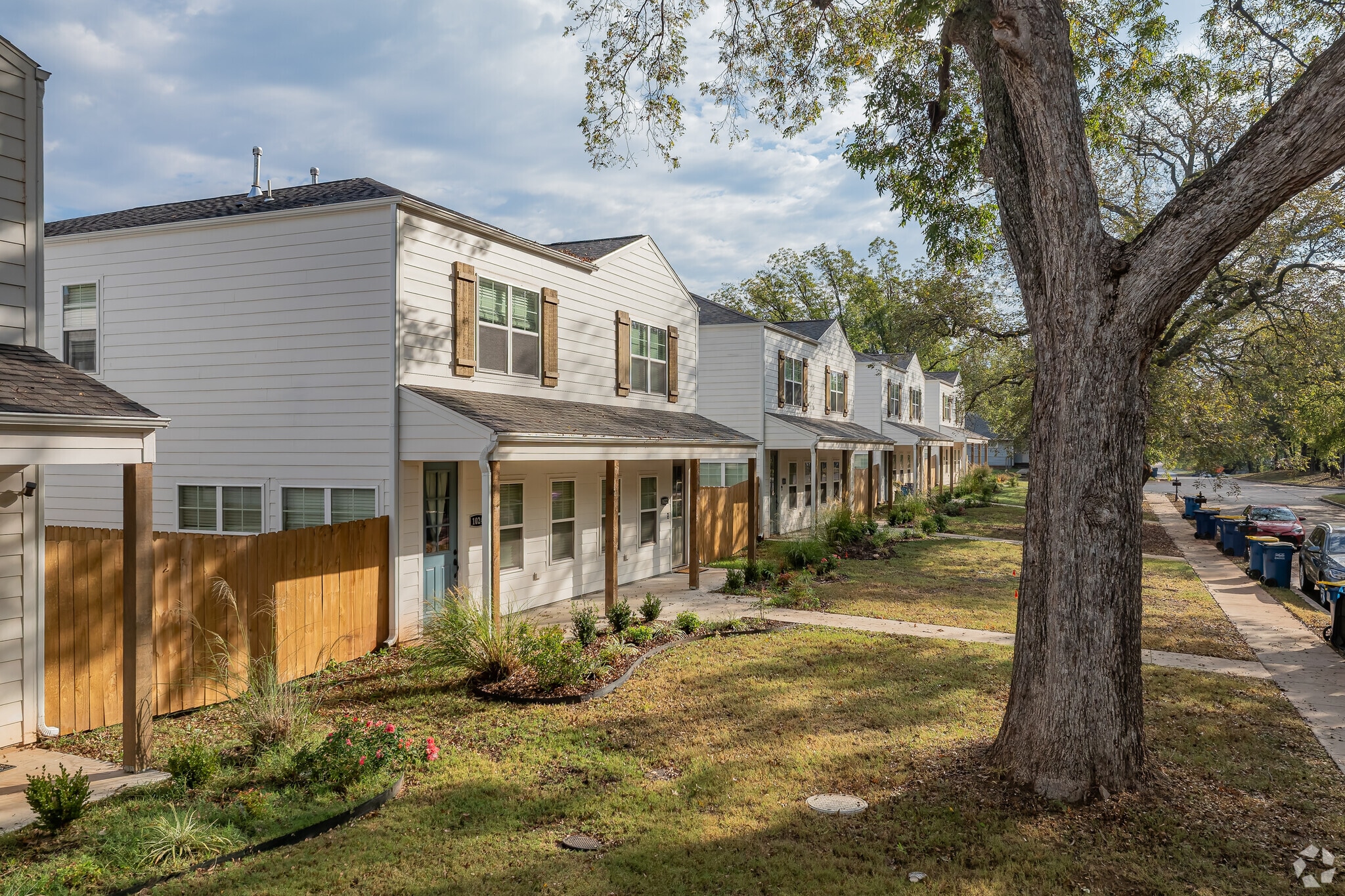 Alternative Exterior - The Founders