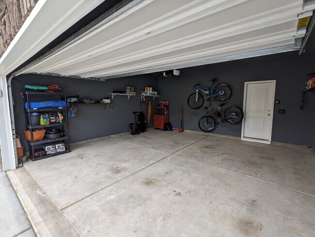 Building Photo - 108 Jersey Ln