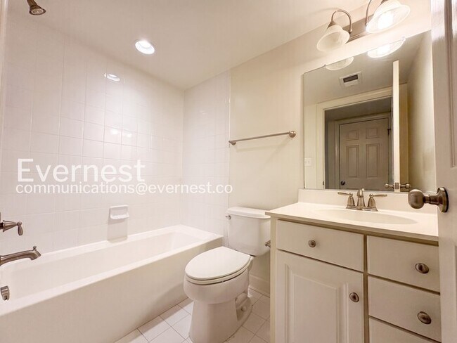 Building Photo - Spacious Living with Fireplace, Deck & Garage / 3 Bed & 4 Bath / Available Now!
