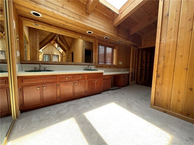 Building Photo - 28665 Willow Rd