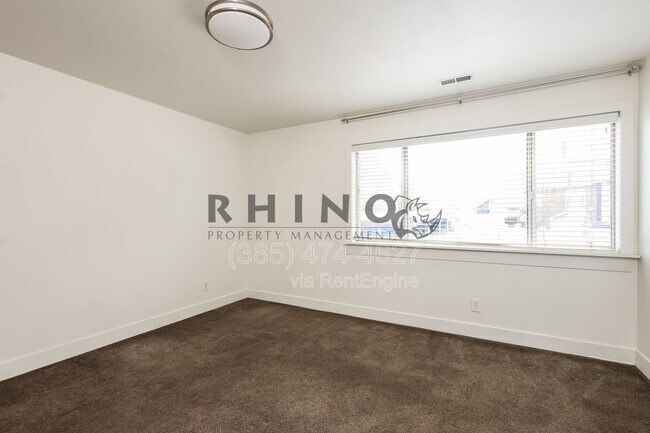 Building Photo - 1767 Willowbrook Dr