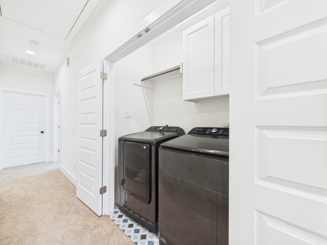 Building Photo - 4306 Idaho St