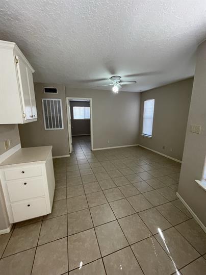 Building Photo - Cozy 1-Bedroom Haven on Friendship Ln - Yo...