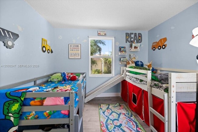 Building Photo - 15385 SW 51st St