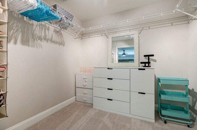 Building Photo - 2105 Brookridge Ter