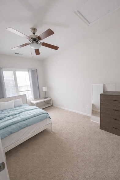 Building Photo - 410 Blue Welsh St