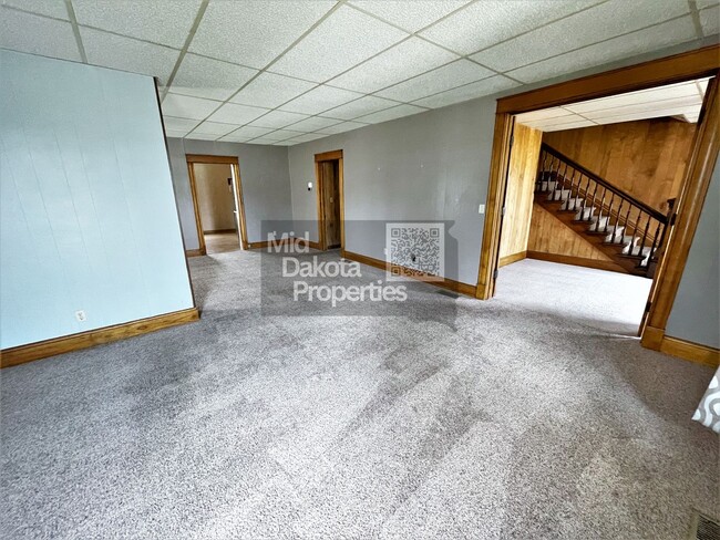 Building Photo - 517 N Duff St