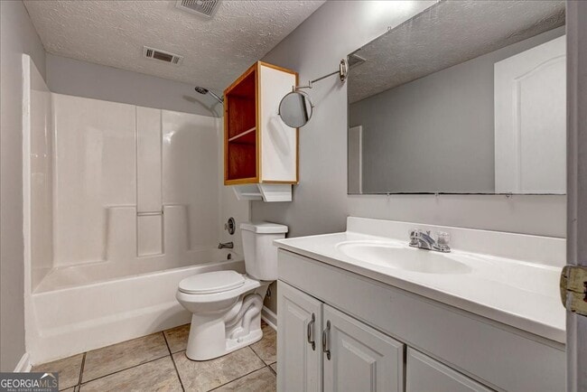 Building Photo - 56 Driftwood Ct