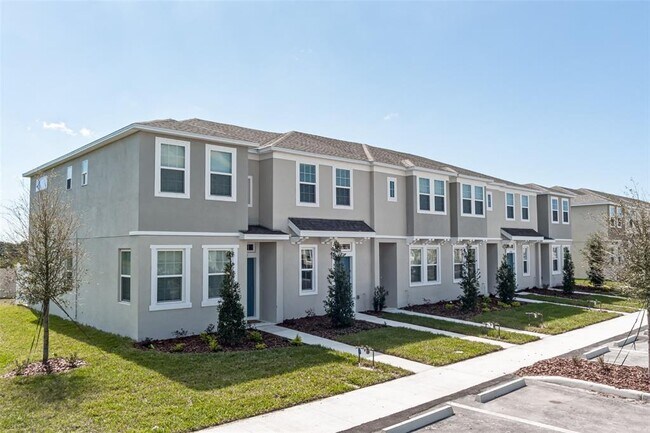 Building Photo - 6357 Fairmont Ln