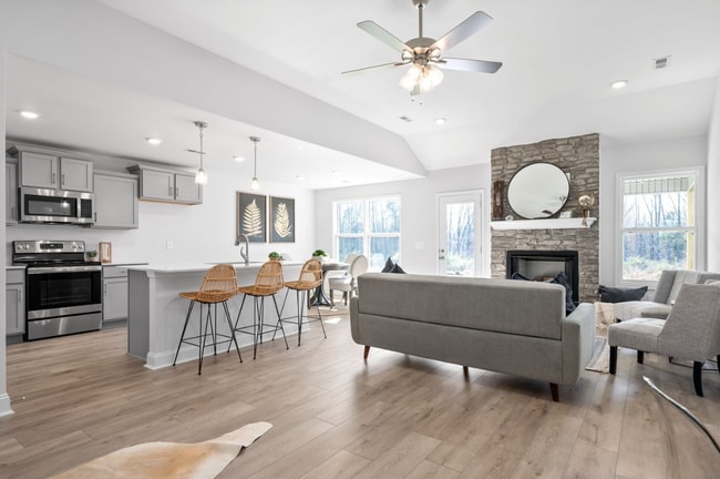 Building Photo - Beautiful Cherry Fields Home with Modern Layout & Neighborhood Amenities