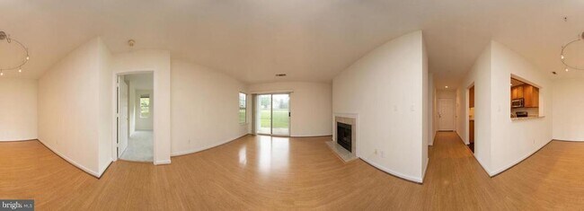 Building Photo - 20273 Beechwood Terrace