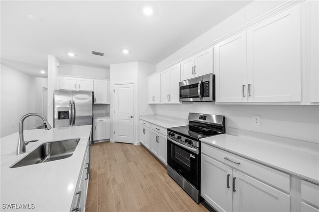 Building Photo - 14278 Winding Cedar Wy