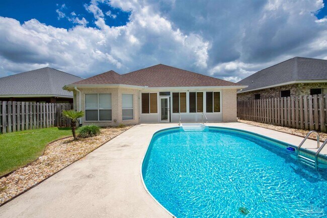 Building Photo - 2523 Pine Forest Rd